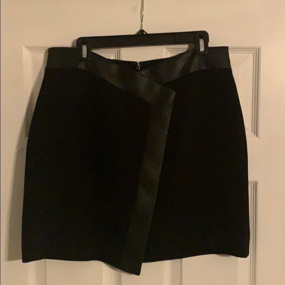 BGBG skirt with leather accent